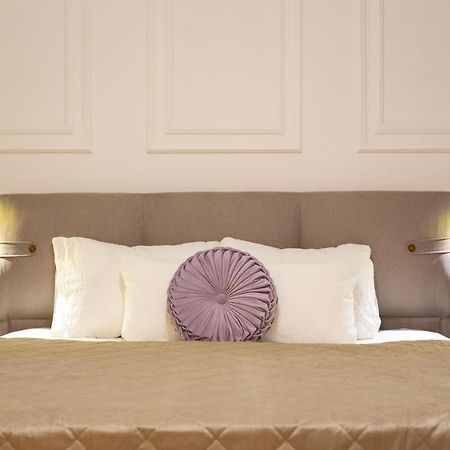Glamorous Modern Apartment In The Hearth Of Budapeşte Dış mekan fotoğraf