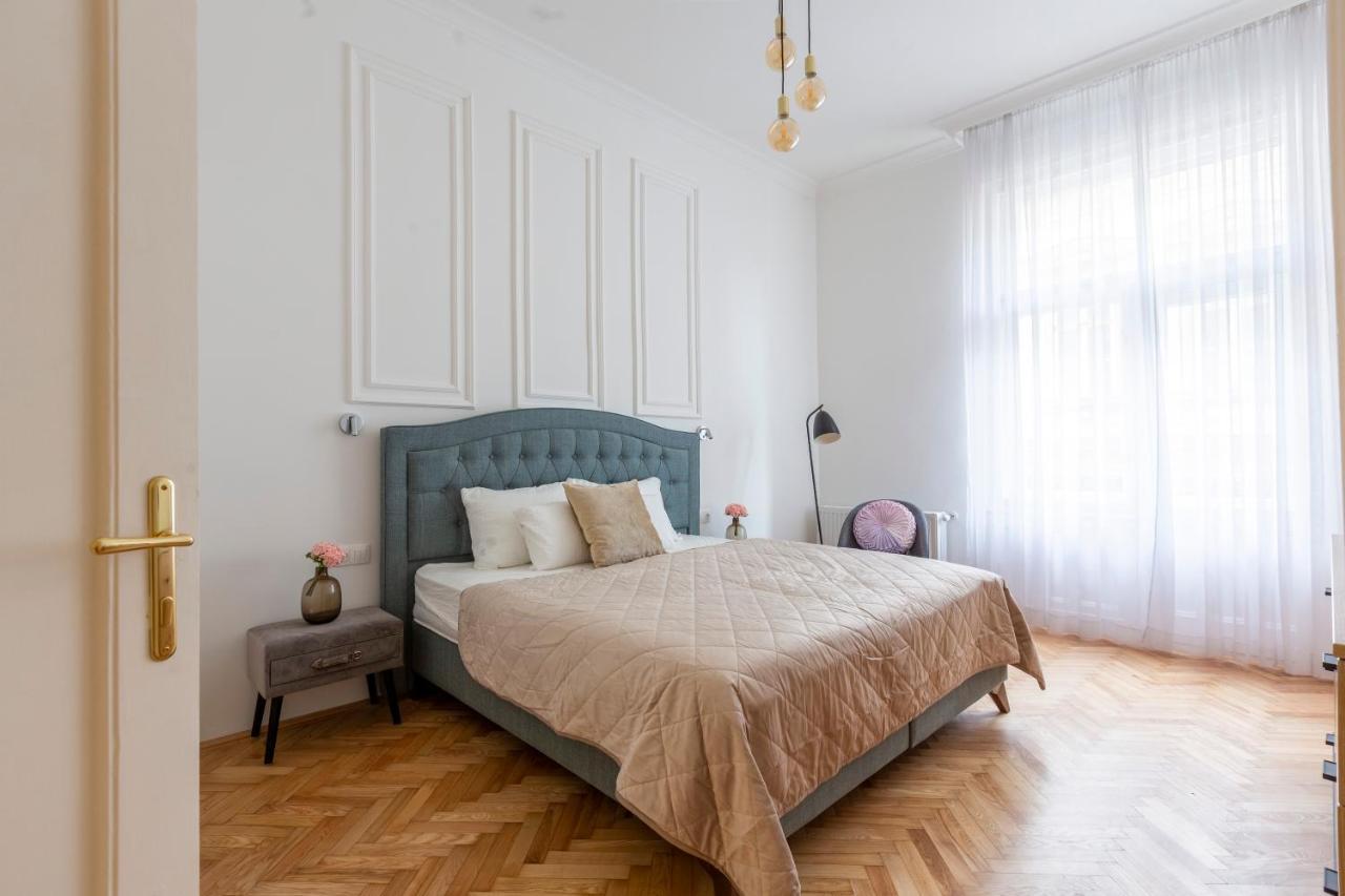 Glamorous Modern Apartment In The Hearth Of Budapeşte Dış mekan fotoğraf